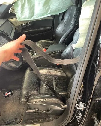 Volvo XC 90 cena 93972 przebieg: 160673, rok produkcji 2016 z Łódź małe 37